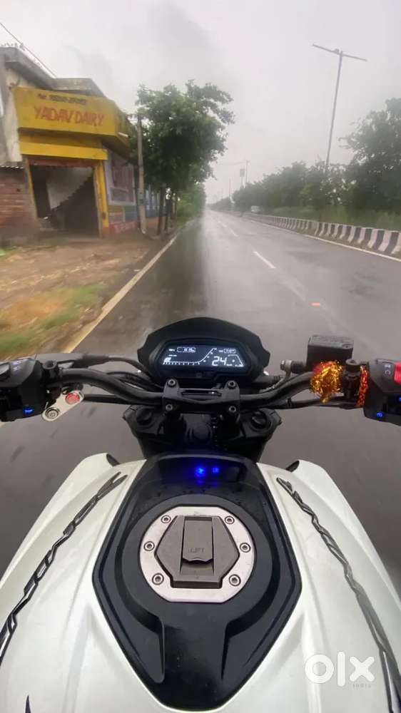 Bajaj Dominar 400cc / urgent to sell /excellent condition