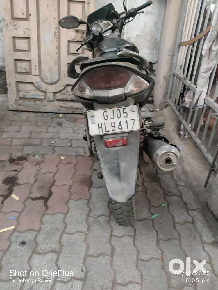Hero honda cbz