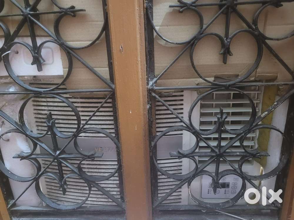 Voltas 2.5 ton window a/c