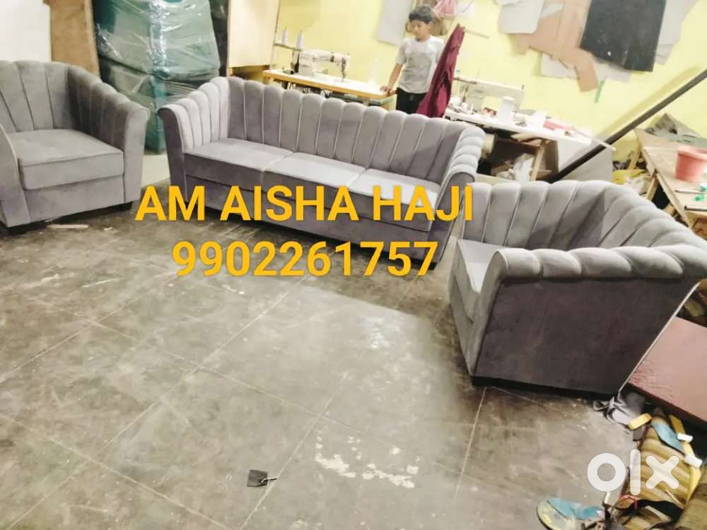 Purity in seating sofas