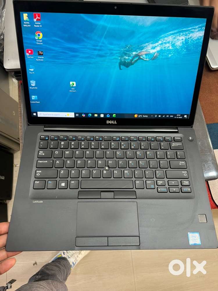Dell i5 laptop 8/256 with warranty urgent sale