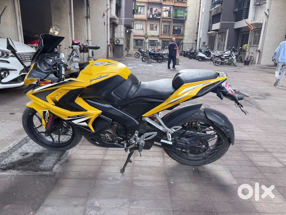 Pulsar RS200