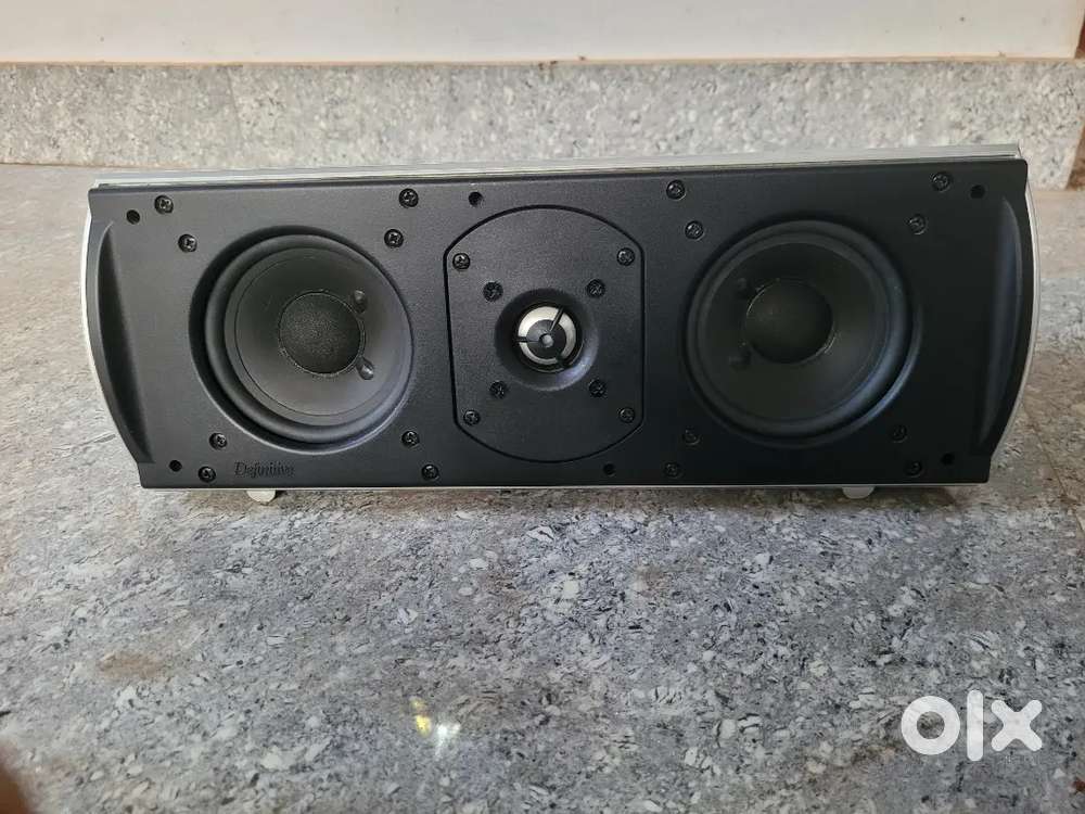 definitive technology procinema bookself center speaker nice quality