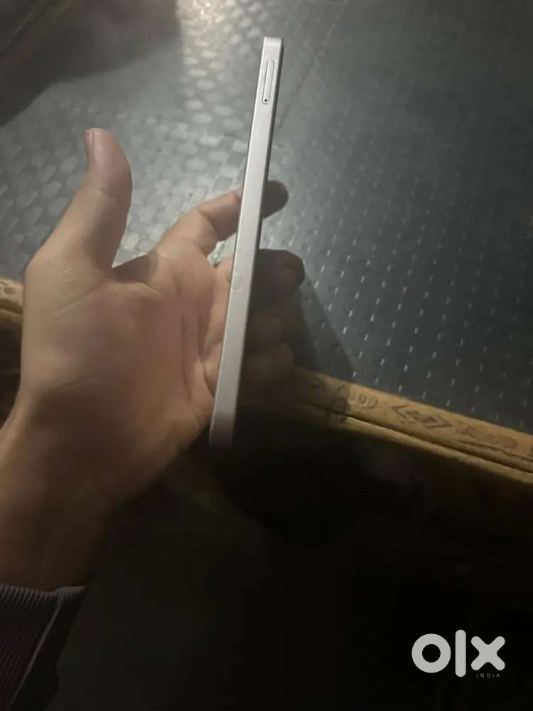 M16 6128 no scratch  2 month use bill box sab hai