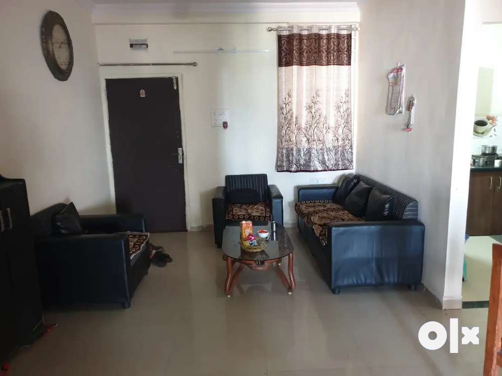 Apartment in coverd campus, furnished kitchen, gym, park and 2 lifts