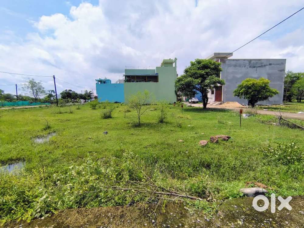 Selling two adjoining plots लगे हुए दो प्लॉट बेचना है