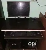 COMPUTER SETUP with table
