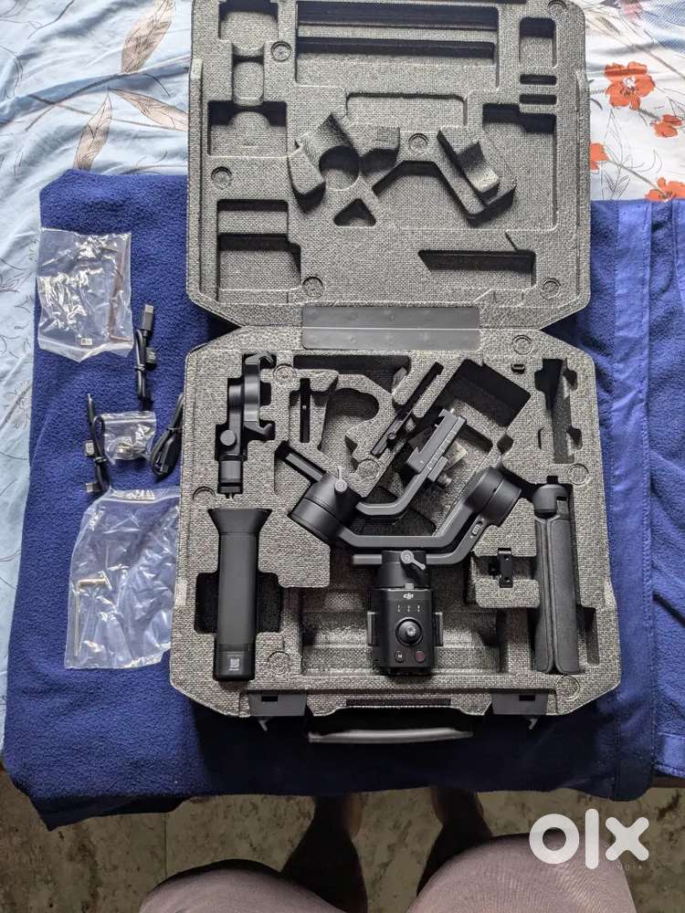 Dji  ronin sc 3 axis gimbal for cameras