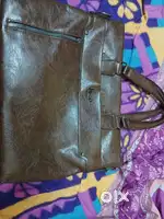 Men leather jeep company laptop/ office bag good condition