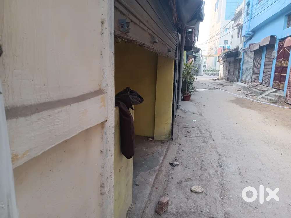 Shop available for rent in Purulia Road