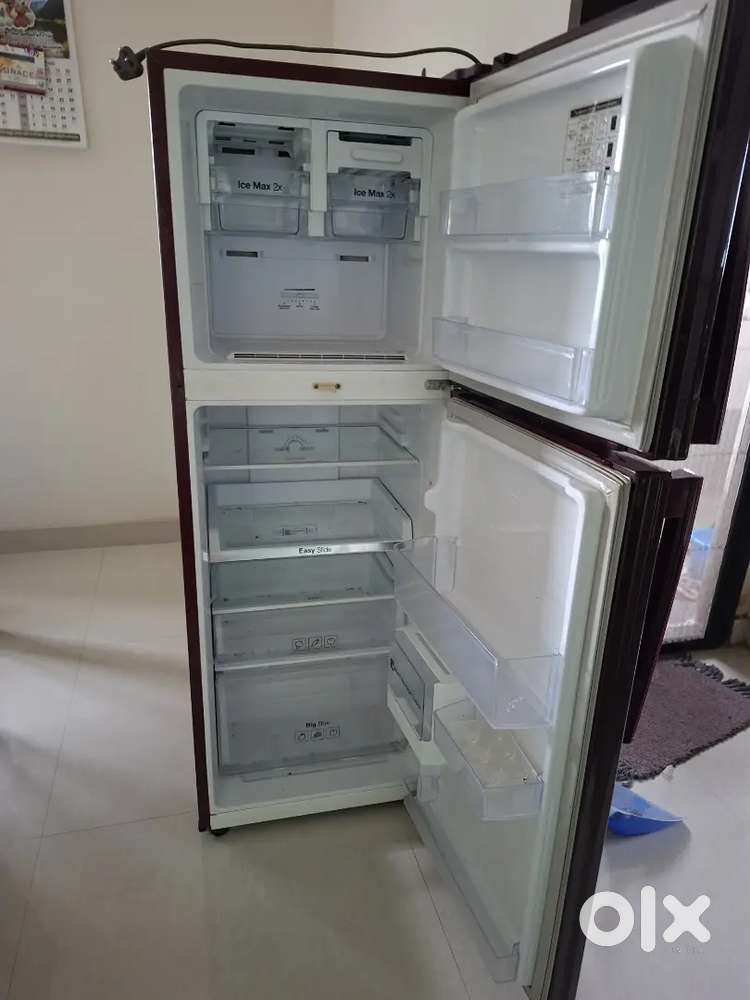 Samsung 253l double door fridge very good condition