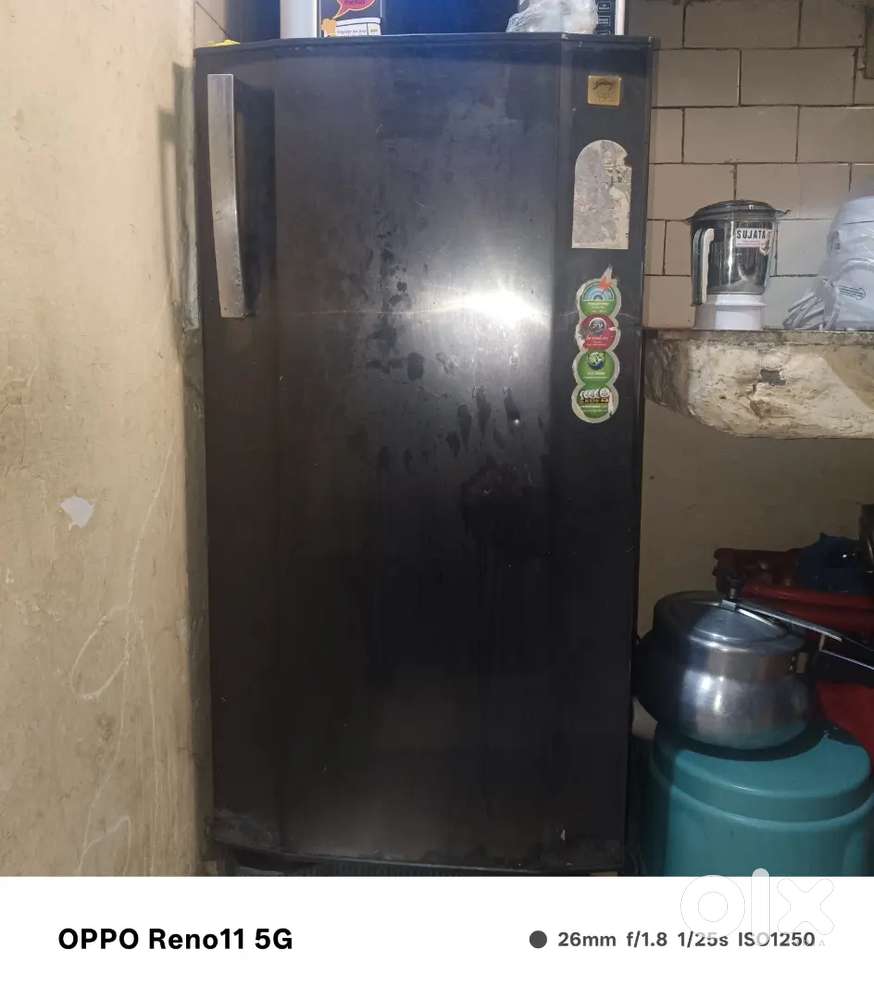 Urgent sell godrej fridge