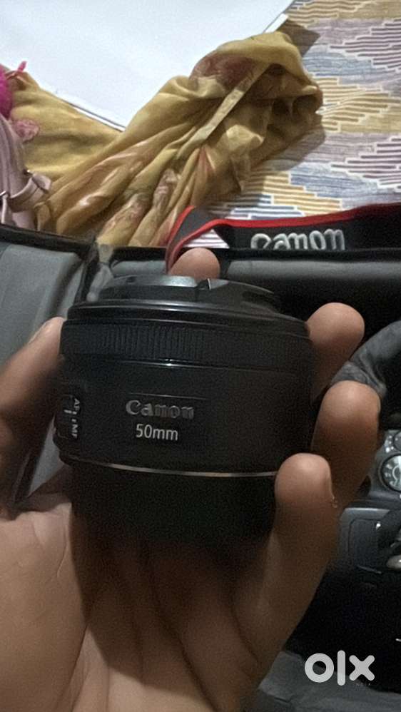 Brend new camra canon 200 d lens 50 mm. 18  55