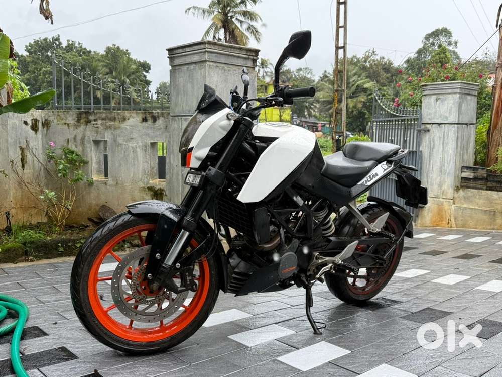 Duke 200 bs4 2019