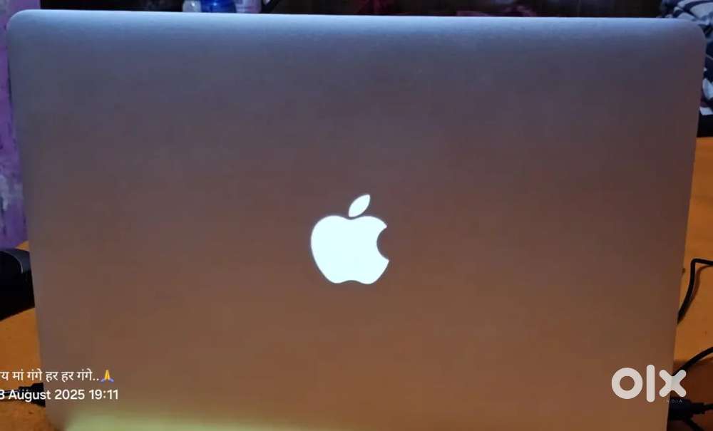 MacBook Air new condition n price negotiable
