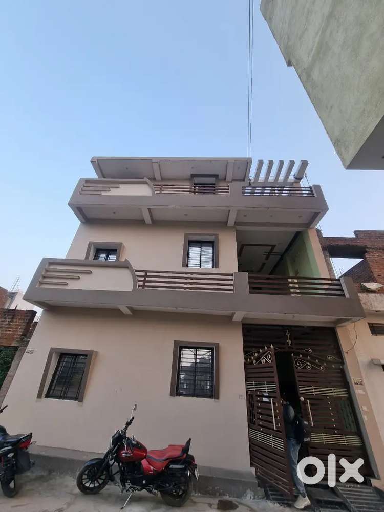 Plot sagar main road