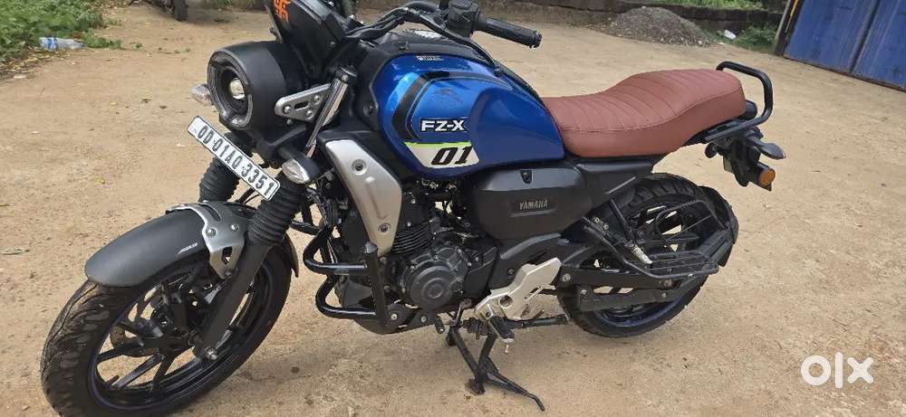Yamaha FZX