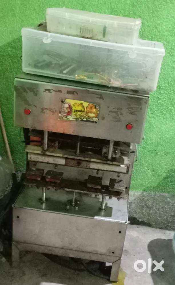 “Four Nozzel Juice Packing Machine – Good Condition”