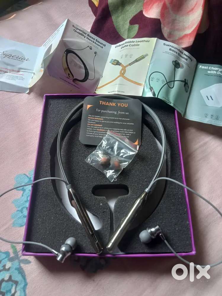 Ek dam new 1 month old hai audio quality ek dam clear hai all good Hai