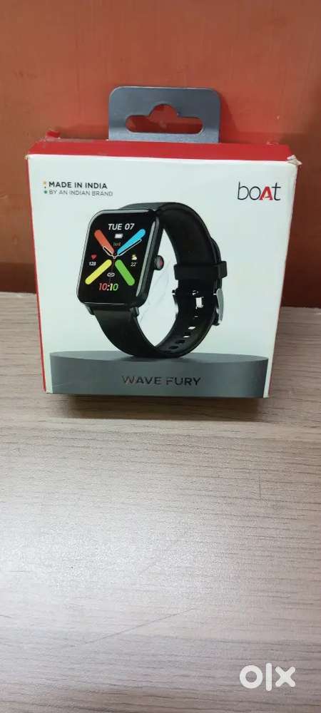 Boat wave fury smart watch