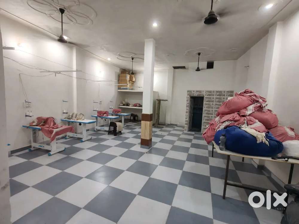 ForRent Big Hall For Business with New Machines On Rent.Goodcondition