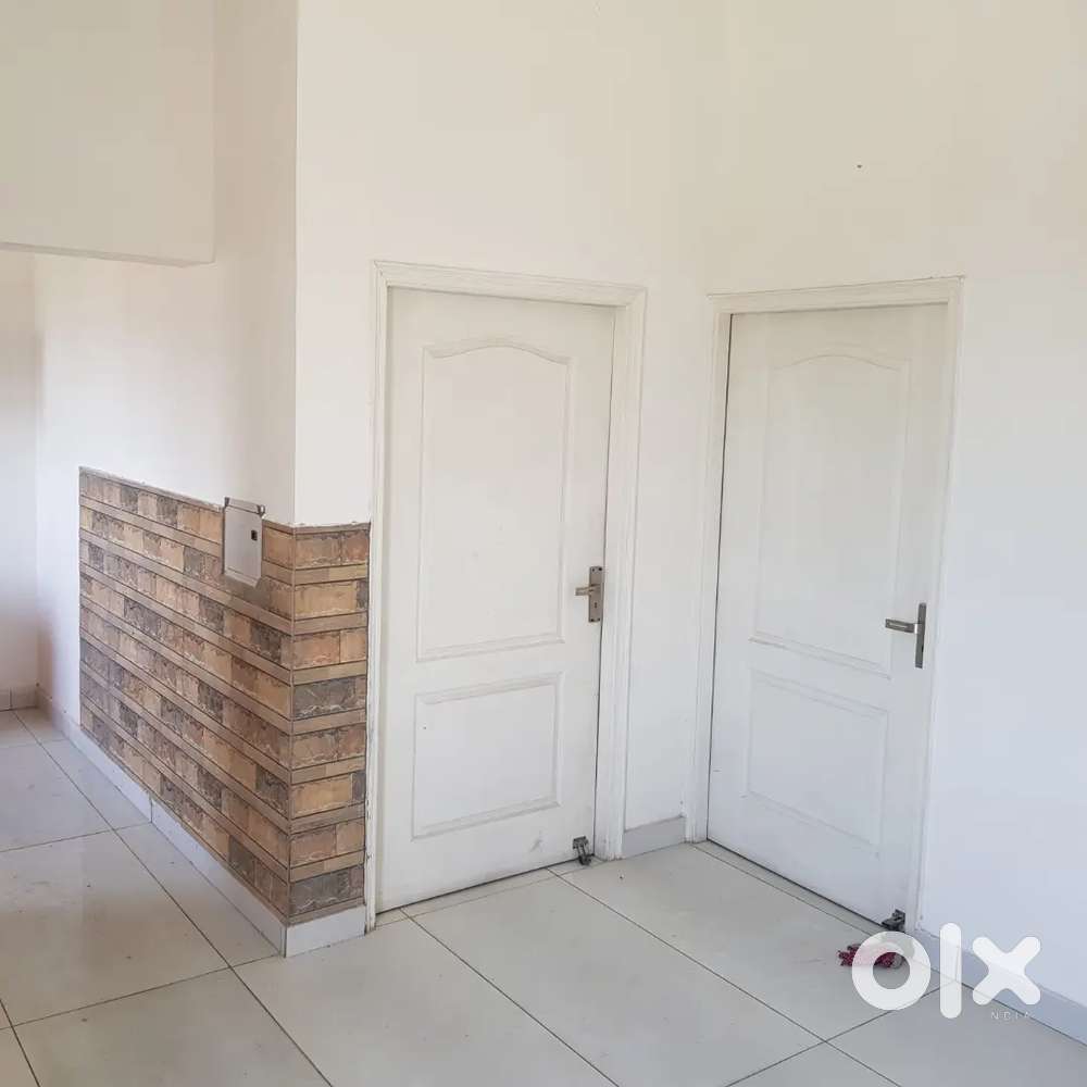 2 BHK flat with bed and ac