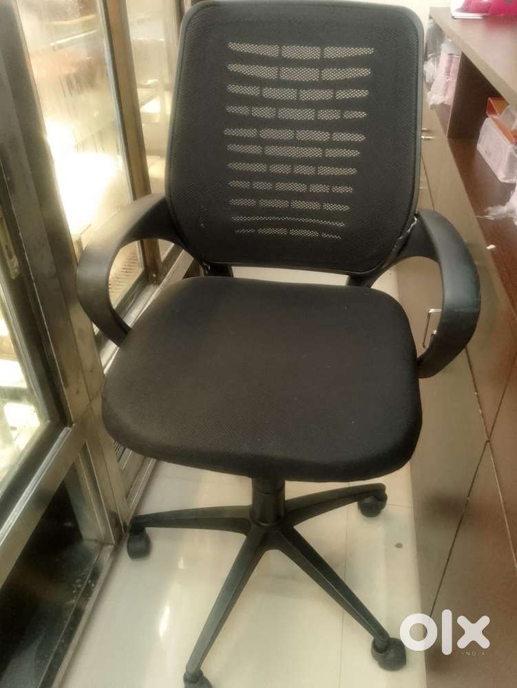 Ergnomic chair 6 months used
