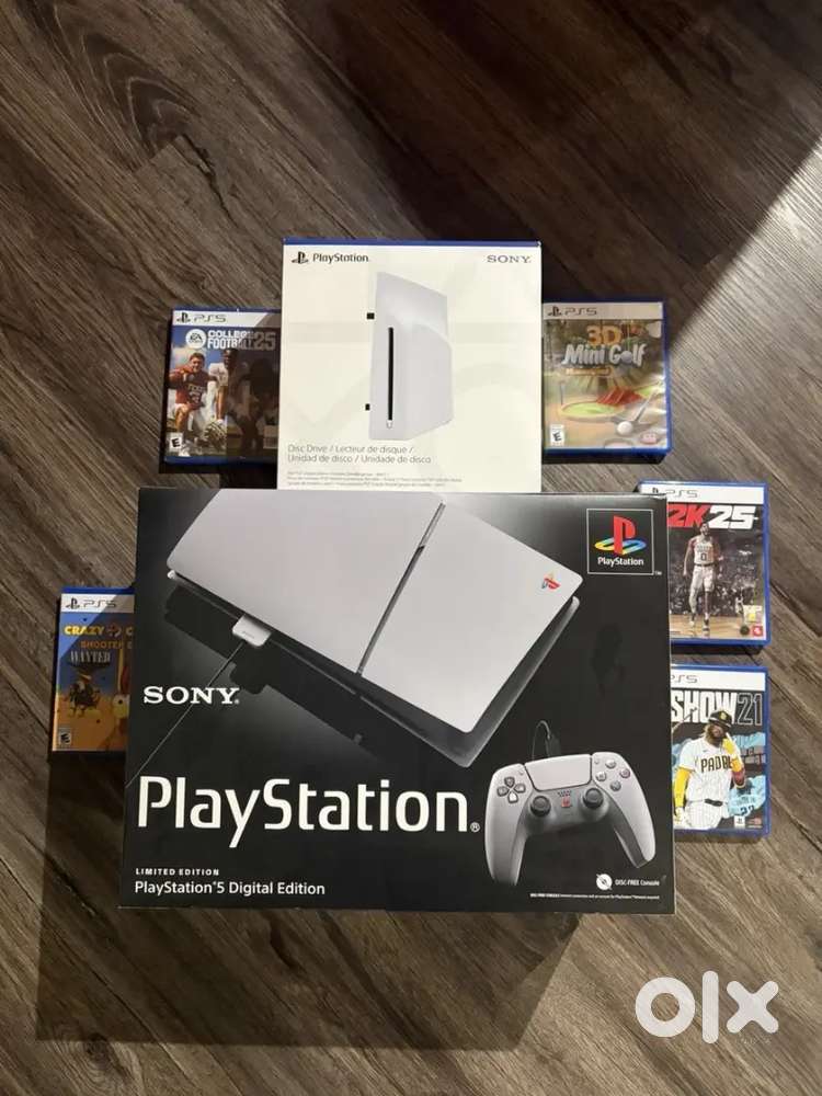 PS5 Slim 30th Anniversary Edition Bundle