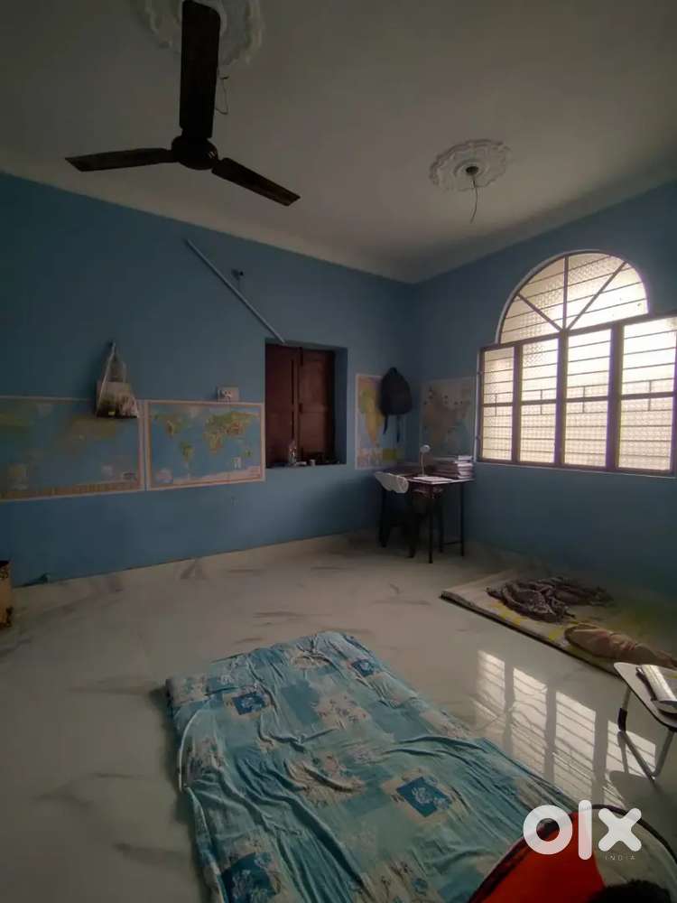 Need a flatmate only for bachelor girls