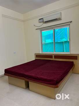 1 bhk spacious fully furnished flat for Rent in Madhapur