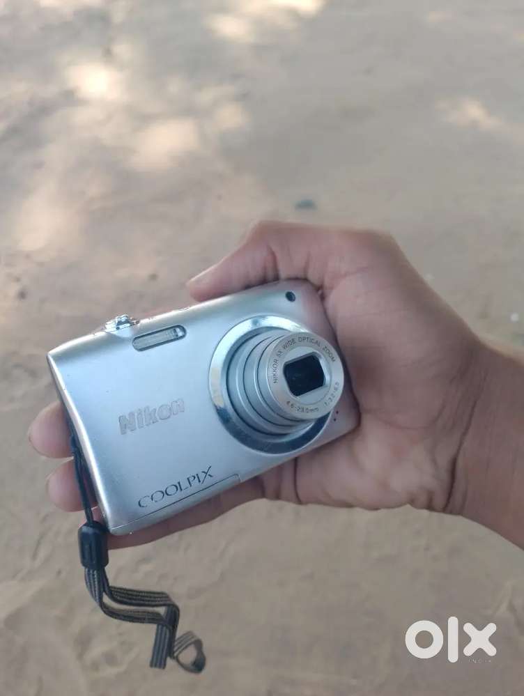 Old Nikon coolpx A100