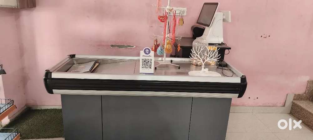 Super market wall mounted reck