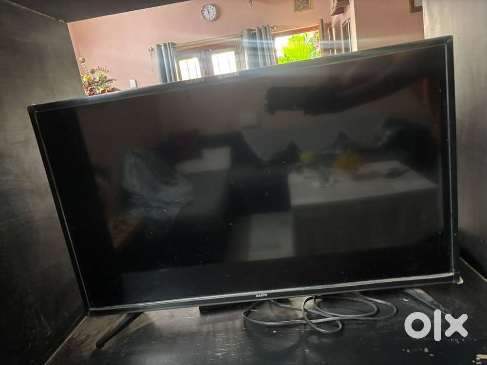 SANYO 30 inch TV