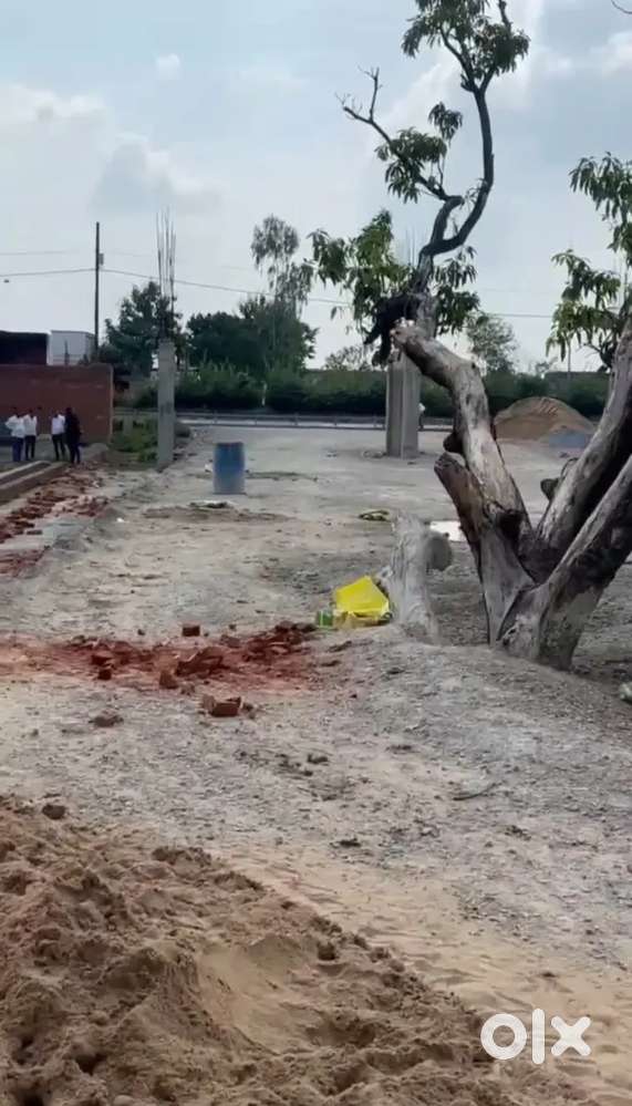 On Road Commercial Plot Available