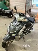 30-35 AVERAGE LOCAL MAI NEW TYRE NEW BATTERY ALL FUNCTION WORKING