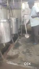 Bakery chef and cutting assistants and kitchen assistants