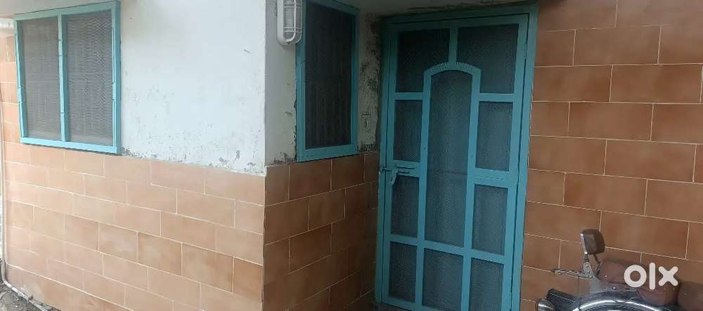 Turner road room near velmed hospital. Only for girls or small family