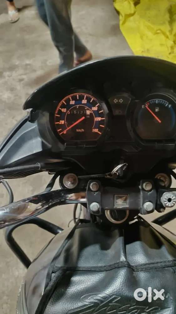 Cb shine 125. December 2023 year