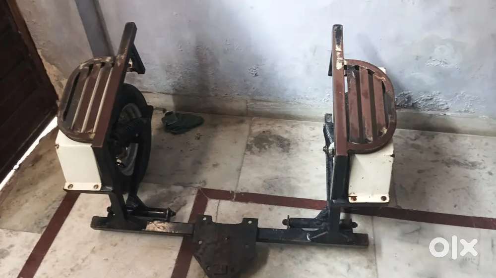 Active side tyers for handicapped