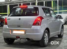 Maruti Suzuki Swift VVT ZXI, 2010, Petrol