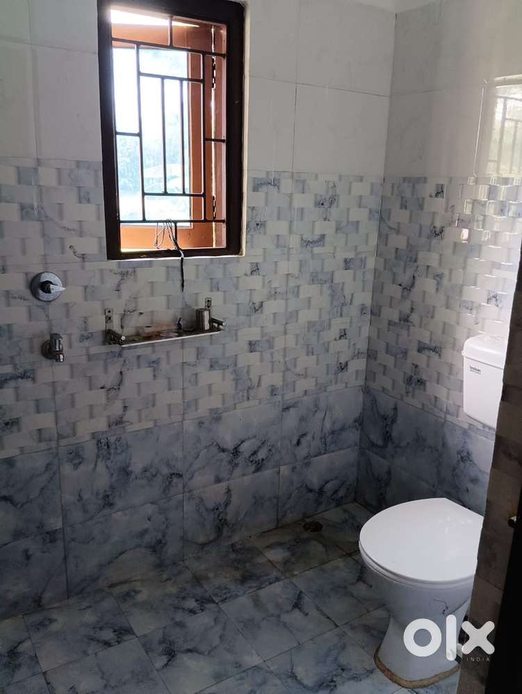 Single room with attached kitchen and bathroom