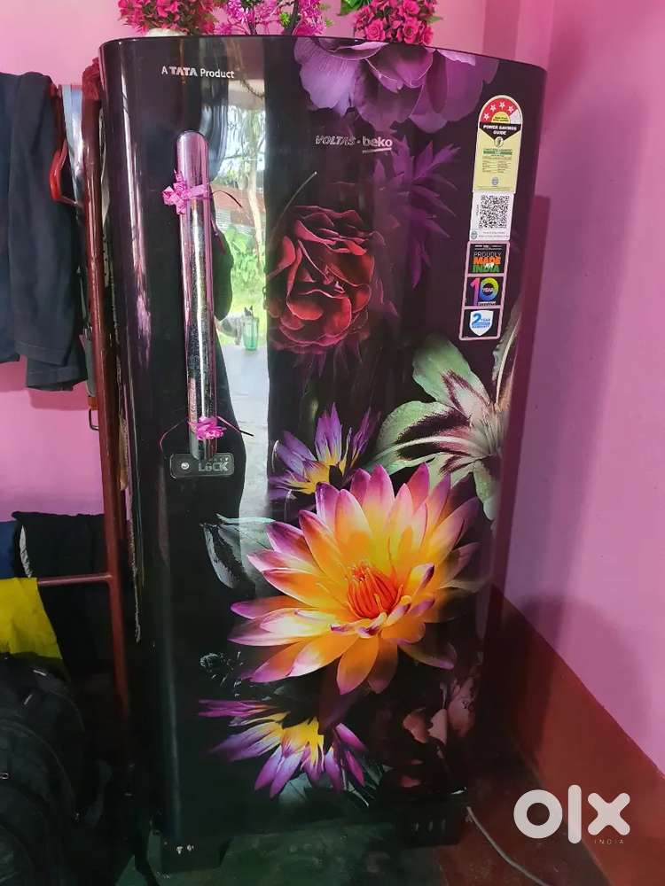 TATA VOLTAS REFRIGERATOR