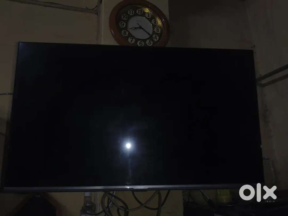 Acer led 32 inch with Dolby audio