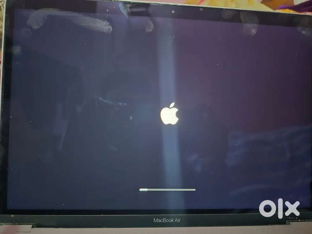 Apple ios laptop M1