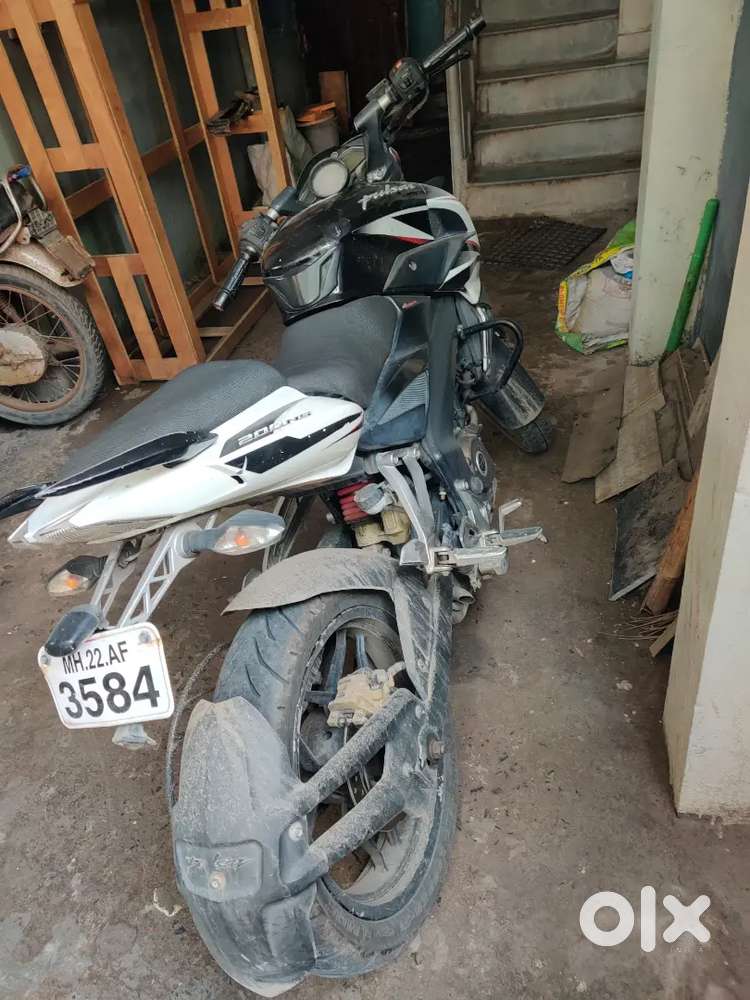 PULSAR NS 200 DTSI