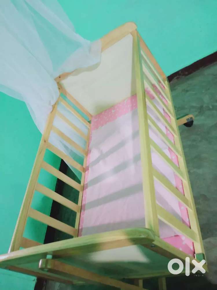 Wooden cradle for sale