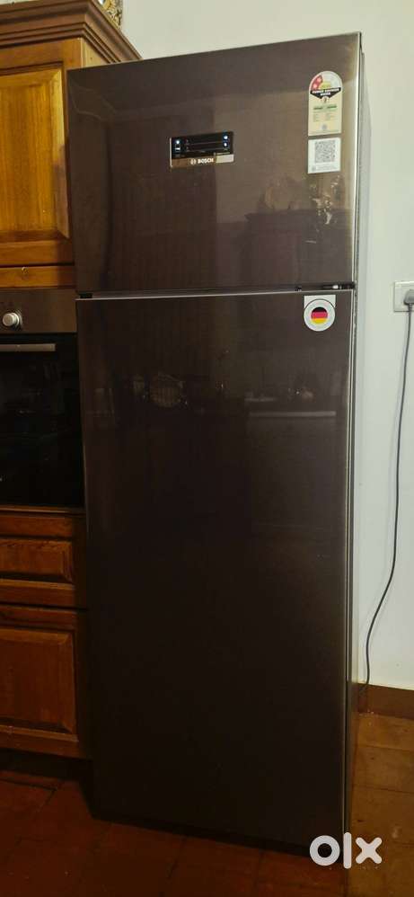 Bosch Refrigerator, 368 lts, model- CTC39S02N1/2024, 1 yr old, 2 door