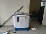 Washing machine in very good condition. 1 year old