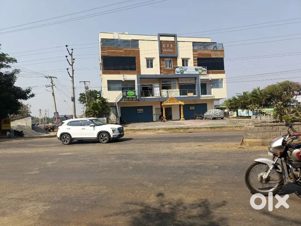 Commercial shops for rent/lease