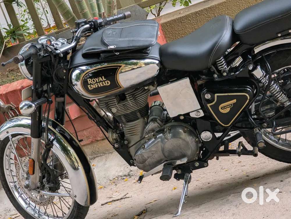 Royal enfield classic chrome black single hand used